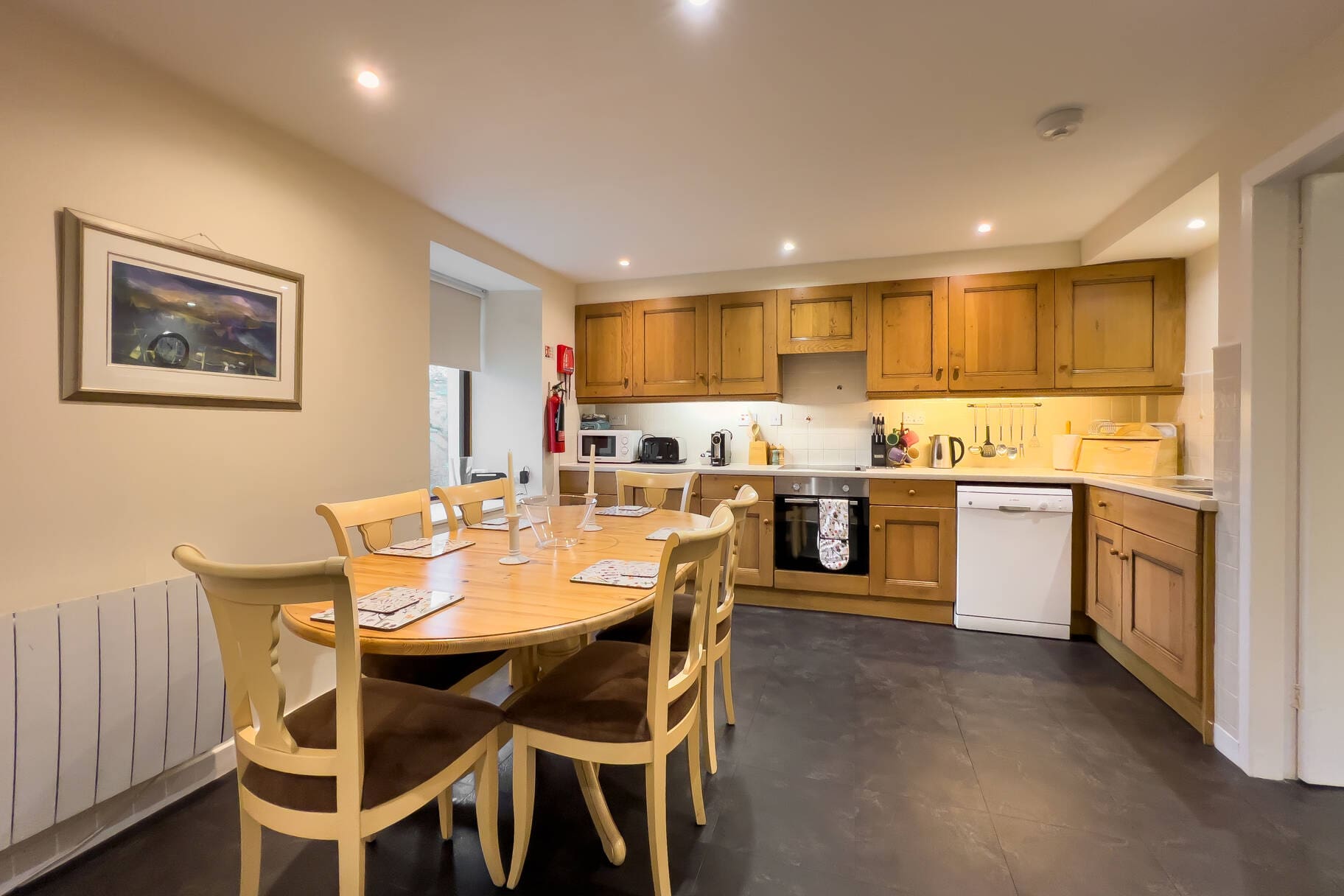 72857_Beechwood_House-004