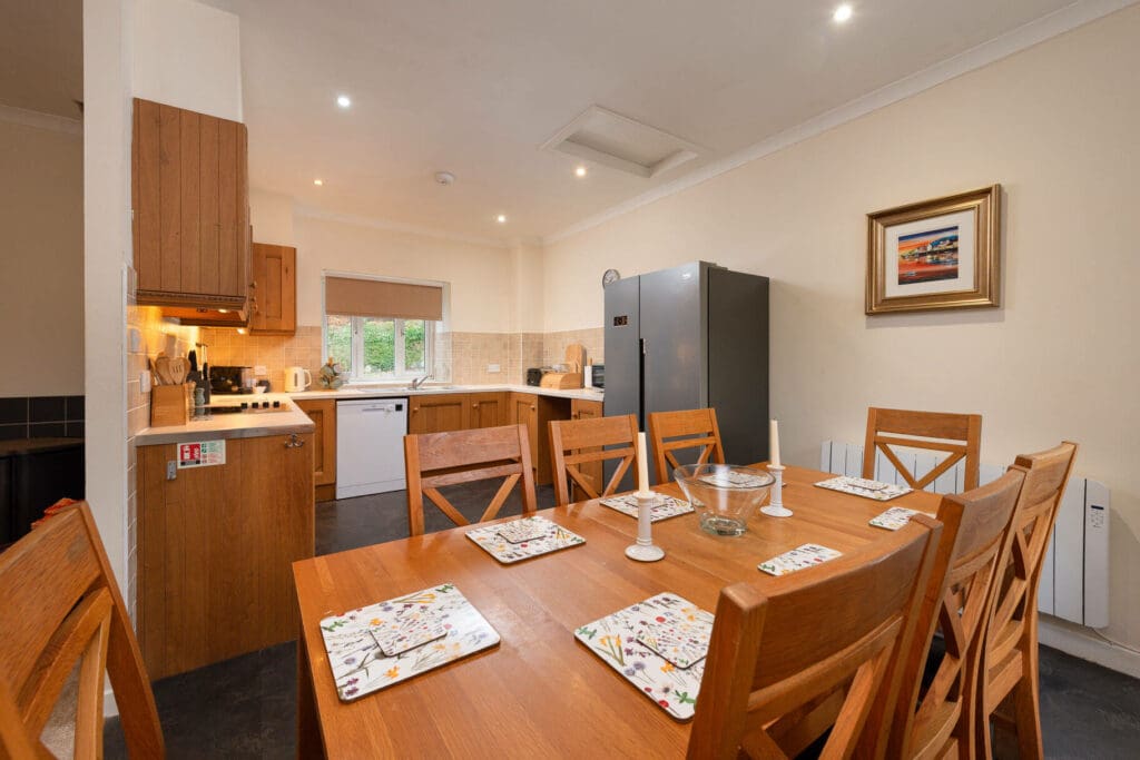 72857_StablesWest-001